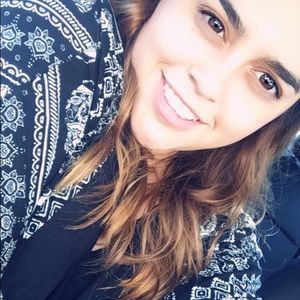 Meet your Posher, Stefanie 🇵🇷🇧🇿